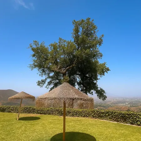 La Mairena Hills & Seaview *
